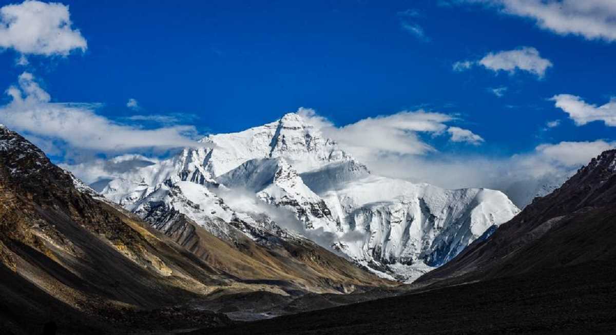 एवरेस्ट पर हुई इस खोज से क्या सुलझेगी एक सदी पुरानी पहेली